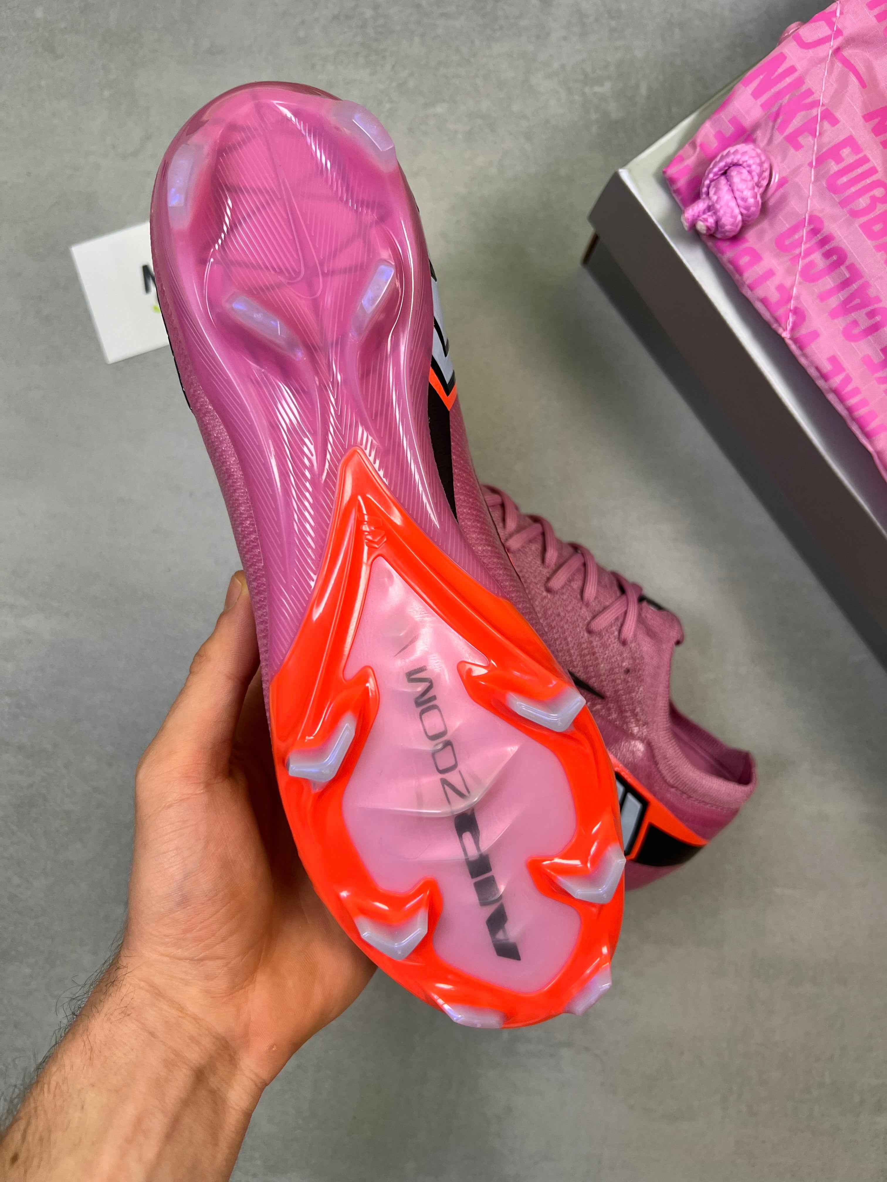 NIKE MERCURIAL ZOOM VAPOR 16 ELITE FG