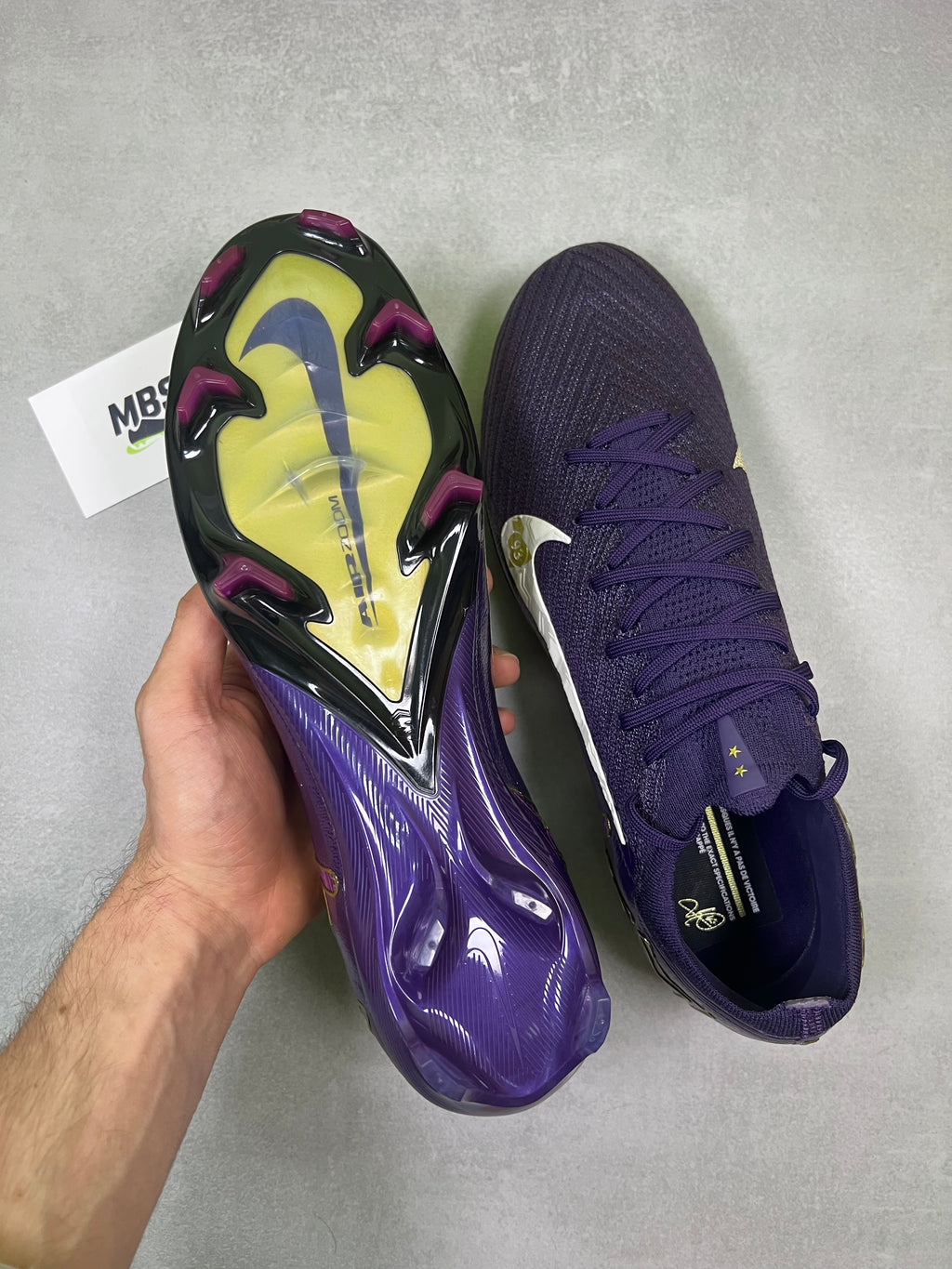 NIKE MERCURIAL ZOOM VAPOR 16 ELITE KM FG