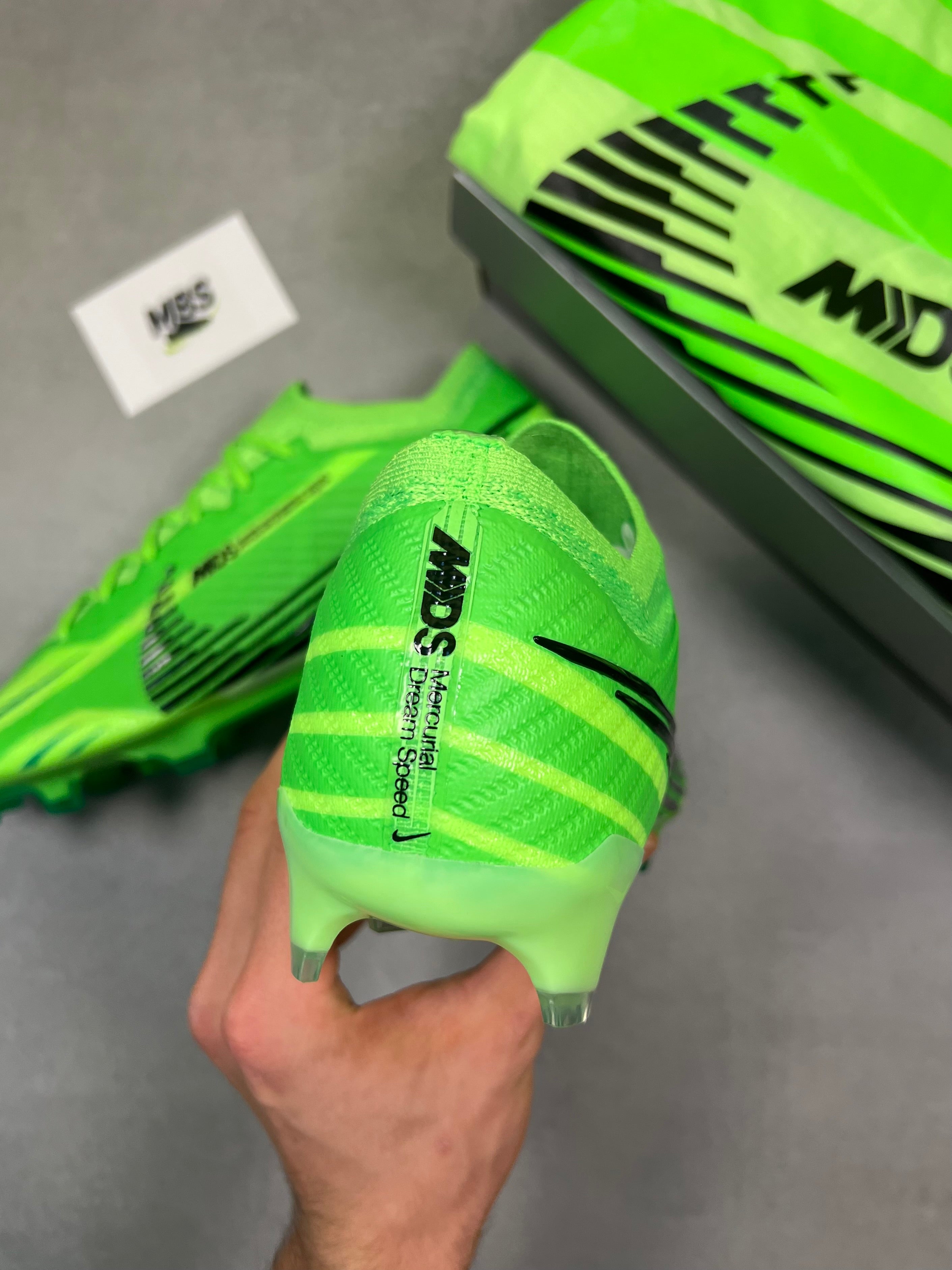 NIKE MERCURIAL ZOOM VAPOR 15 MDS ELITE FG