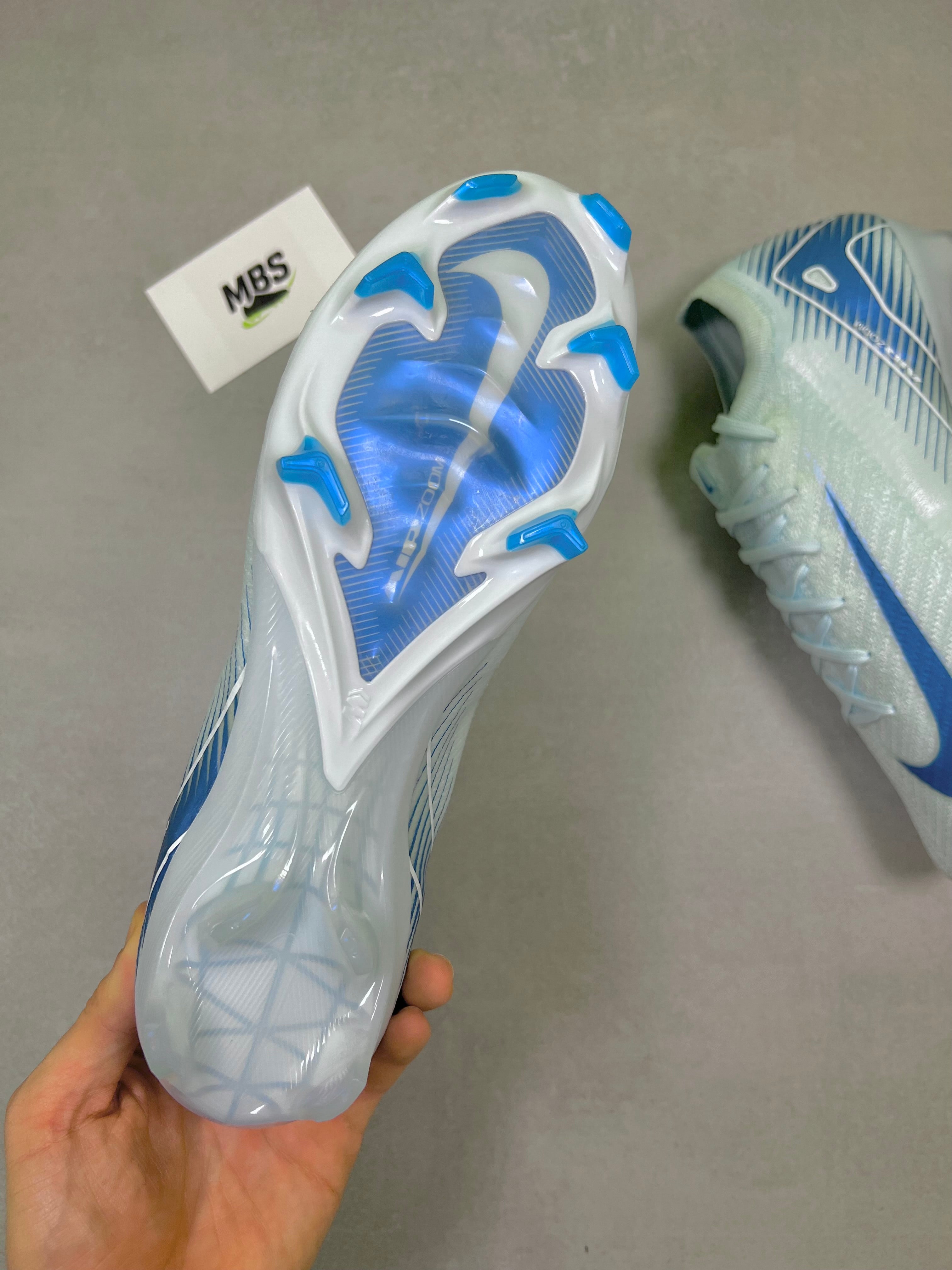 NIKE MERCURIAL ZOOM VAPOR 16 ELITE FG