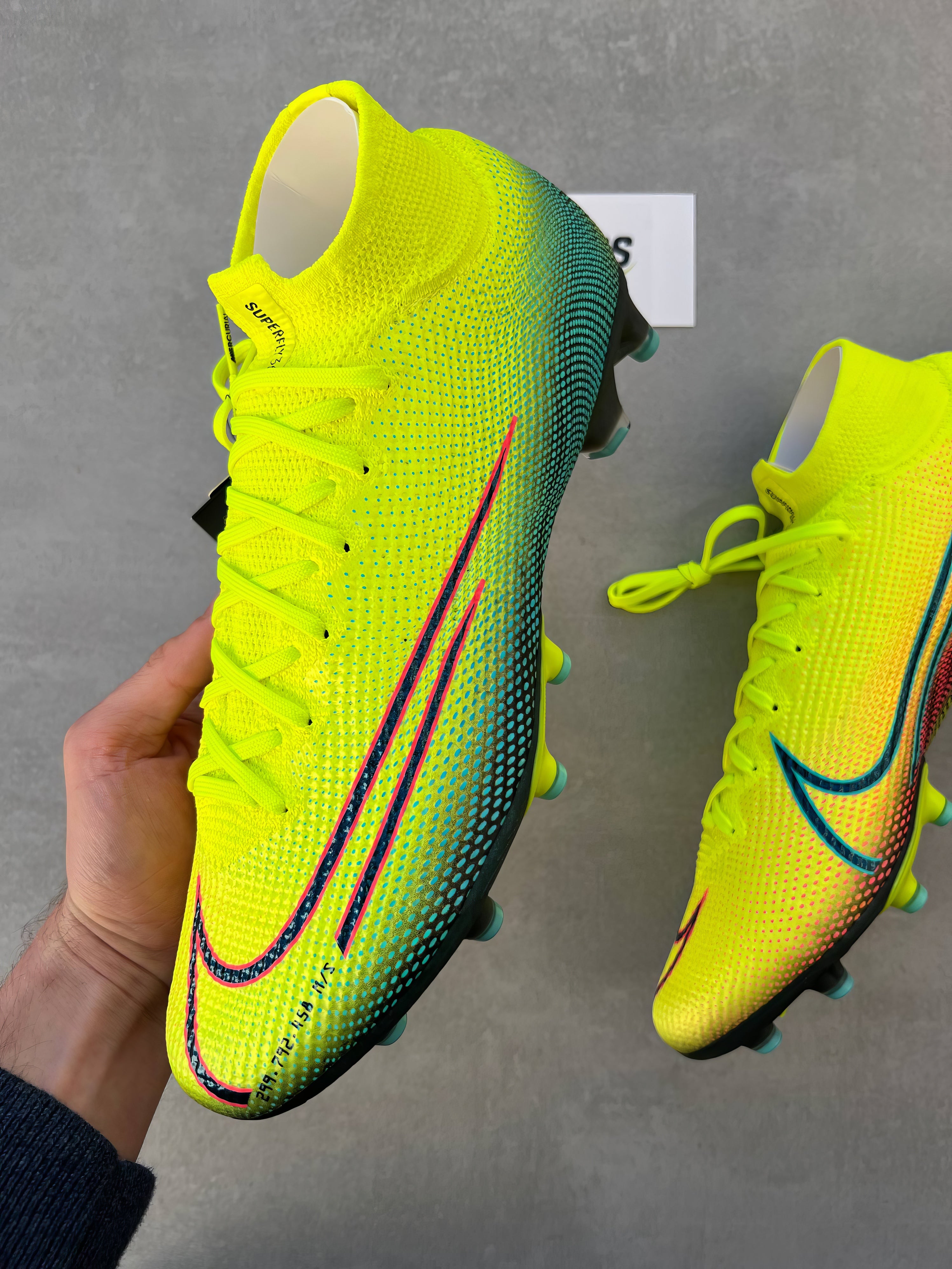 NIKE MERCURIAL SUPERFLY 7 ELITE MDS AG-PRO